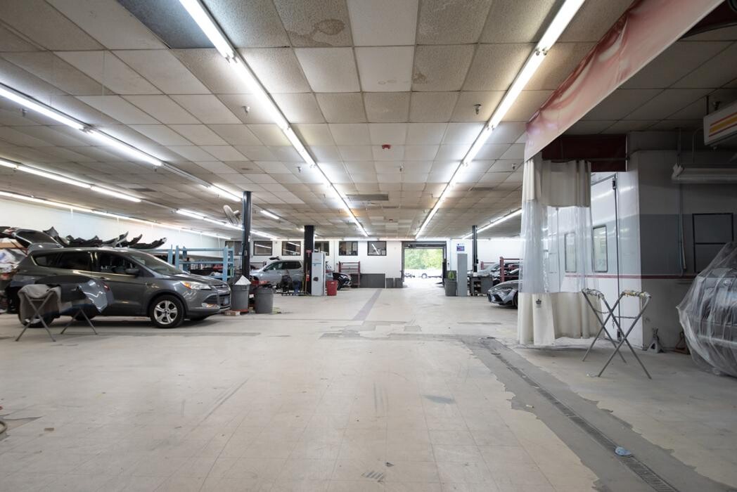Images Crash Champions Collision Repair Tinley Park