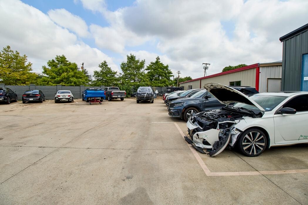 Images Crash Champions Collision Repair Frisco