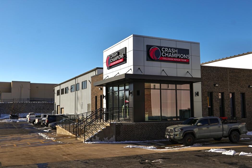 Images Crash Champions Collision Repair Wyandotte