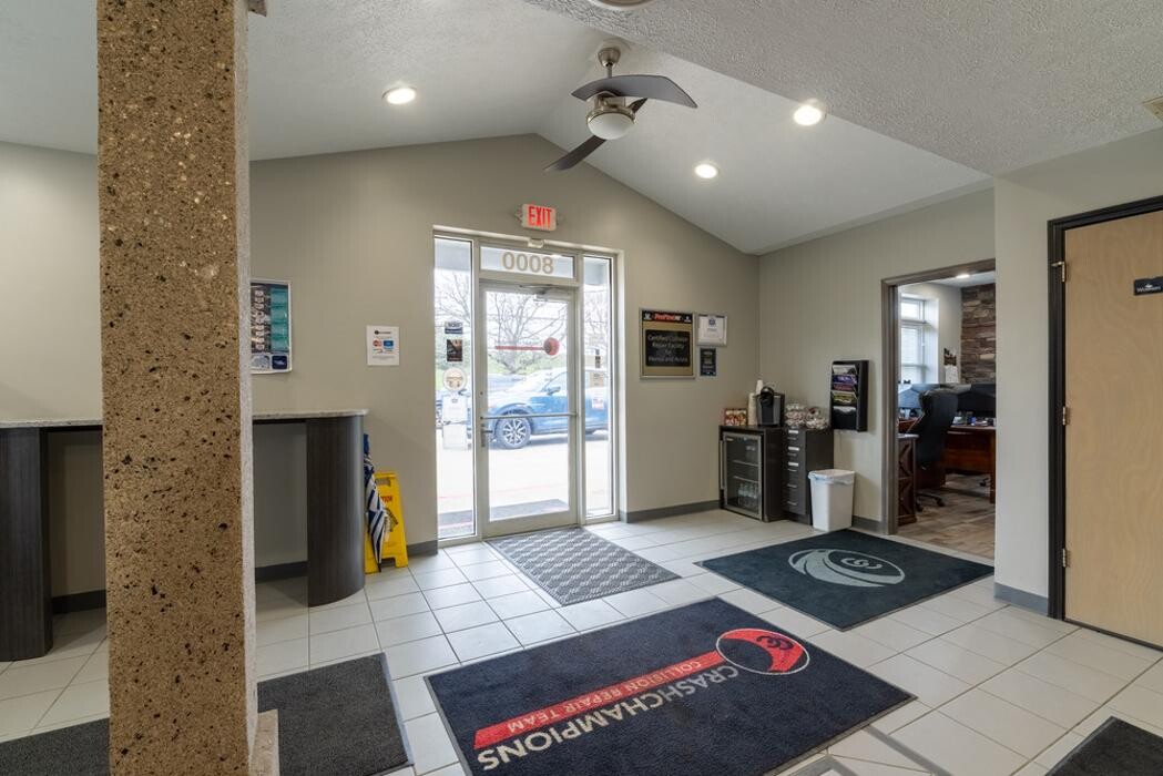 Images Crash Champions Collision Repair Strongsville