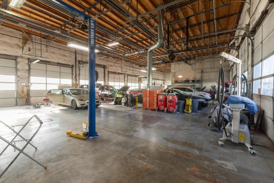 Images Crash Champions Collision Repair Grady Way