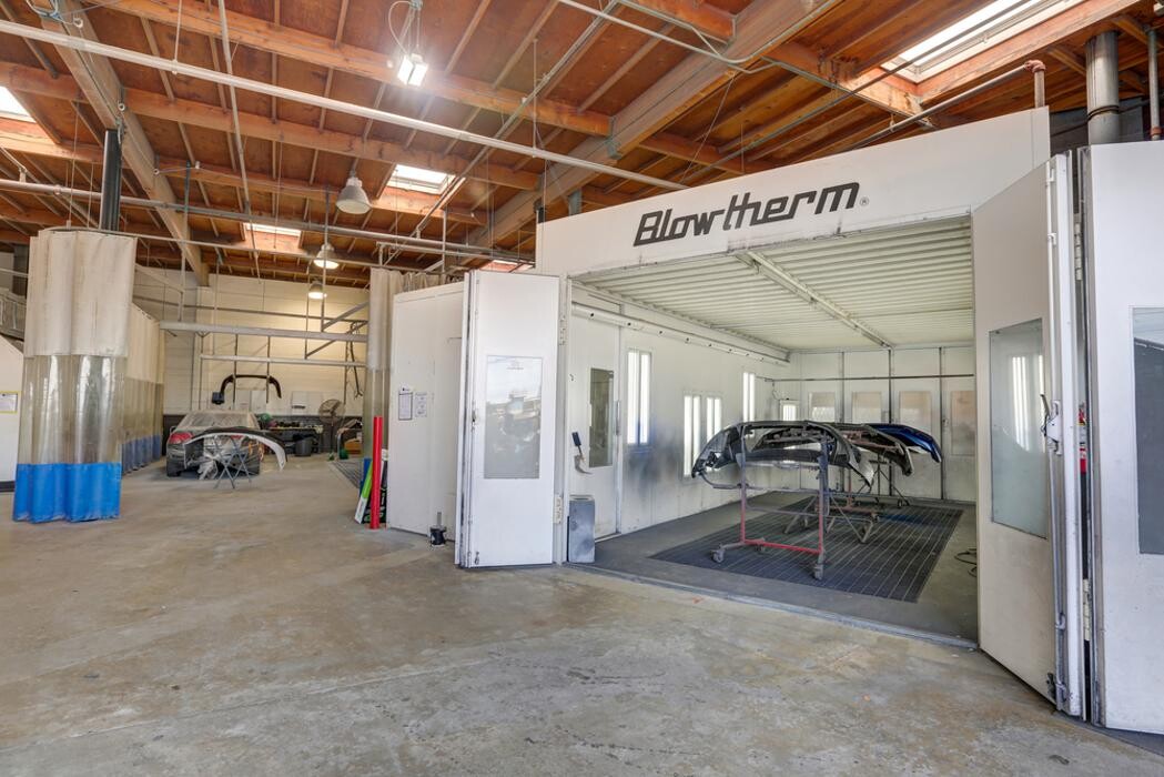 Images Crash Champions Collision Repair Roosevelt Ave