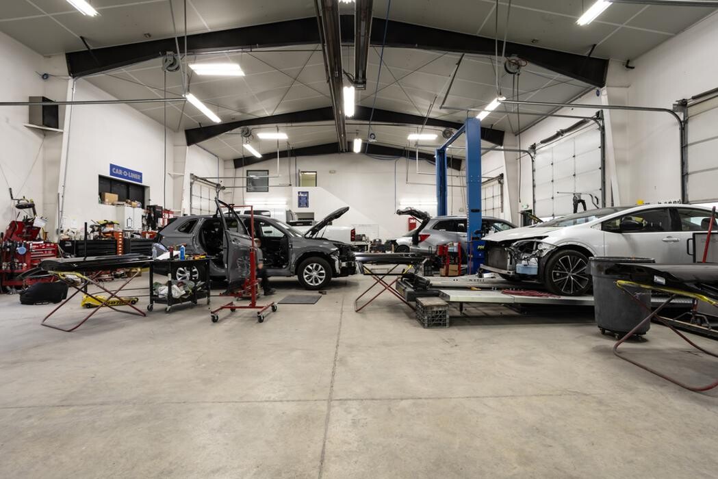 Images Crash Champions Collision Repair Burlington