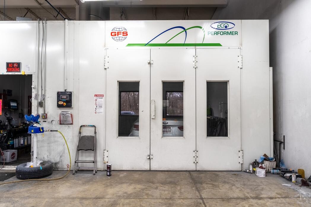 Images Crash Champions Collision Repair Akron Green
