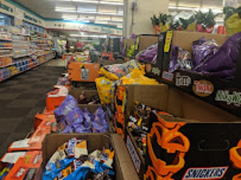 Images Lowe's Market