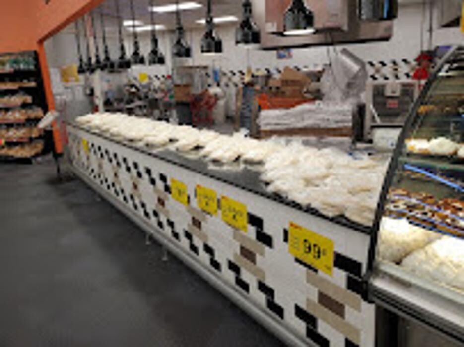 Images Lowe's Market