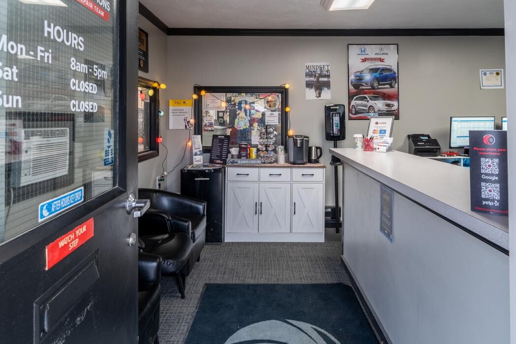 Images Crash Champions Collision Repair Akron Albrecht