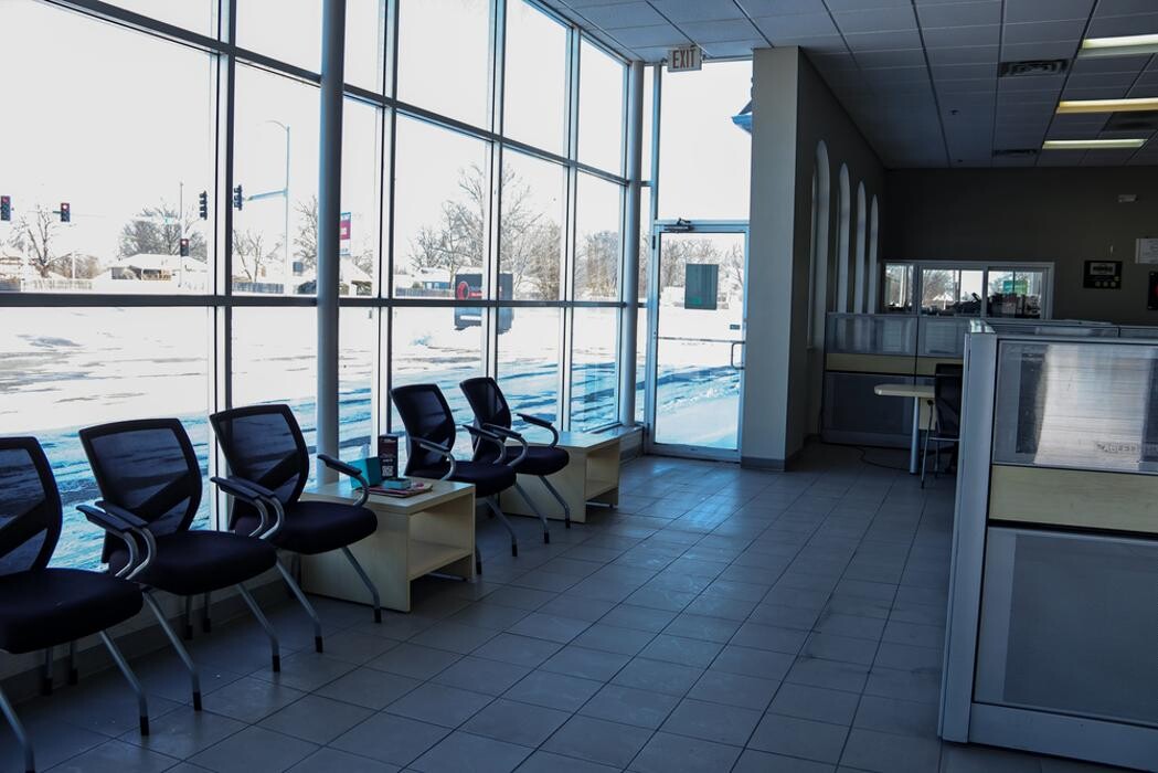 Images Crash Champions Collision Repair Ind Hwy 40