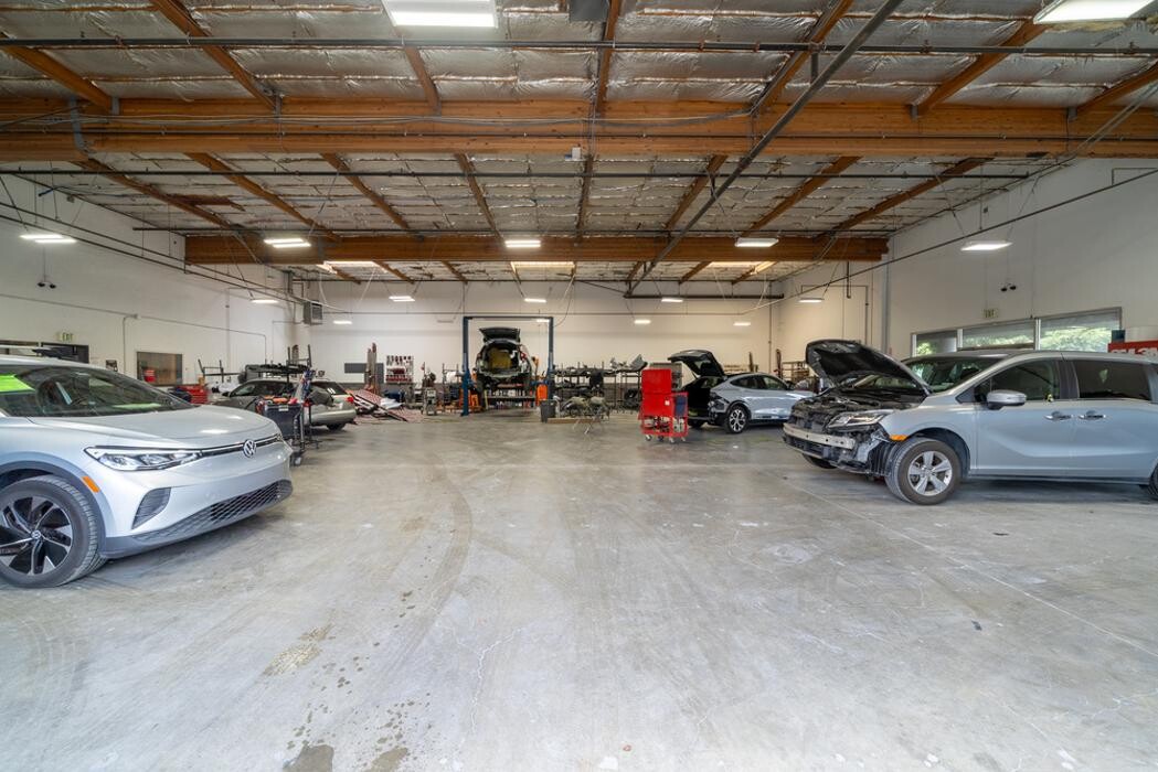 Images Crash Champions Collision Repair Pleasanton