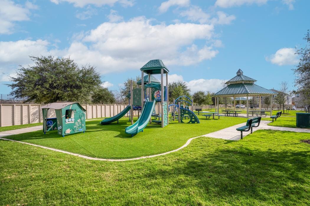 Images Leasing at Luckey Ranch by LGI Living