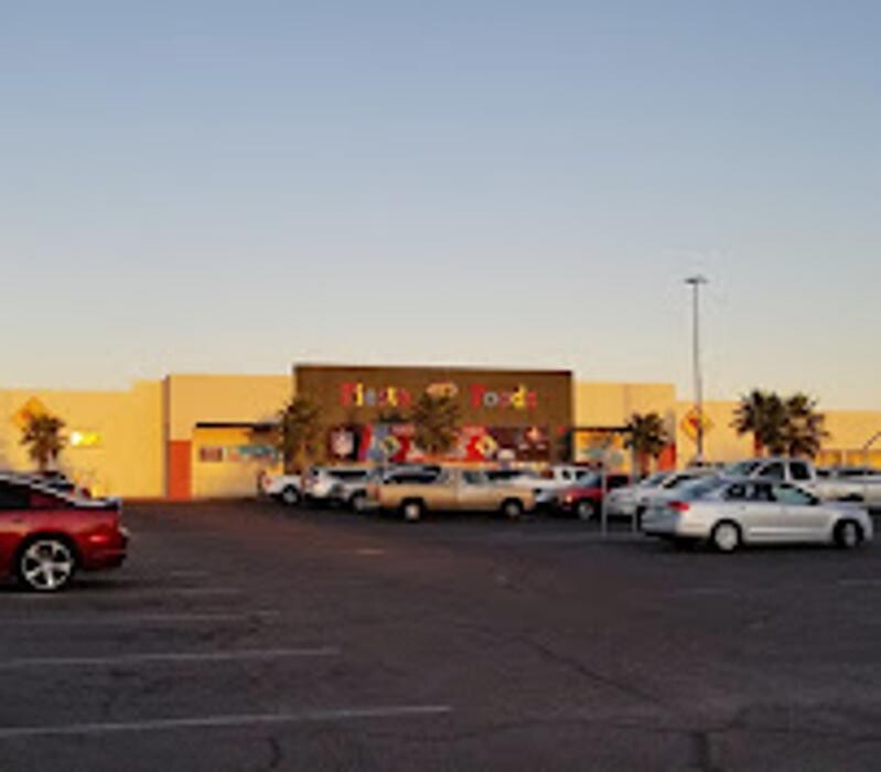 Images Lowe's Fiesta Foods