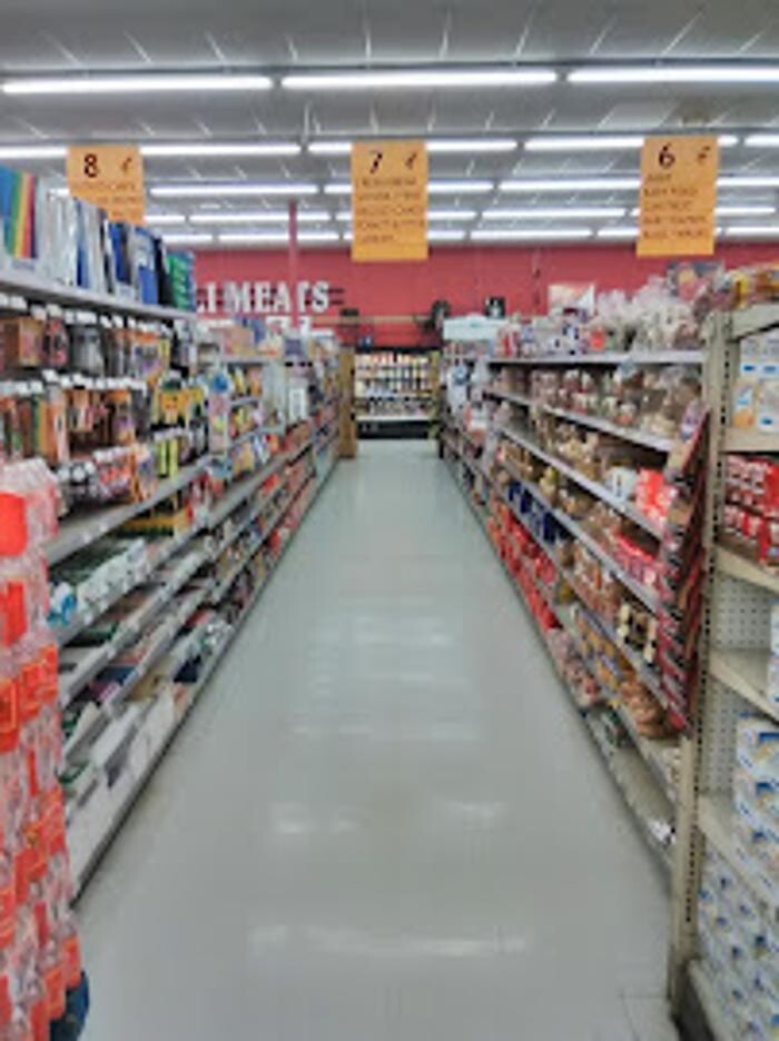 Images Lowe's Market