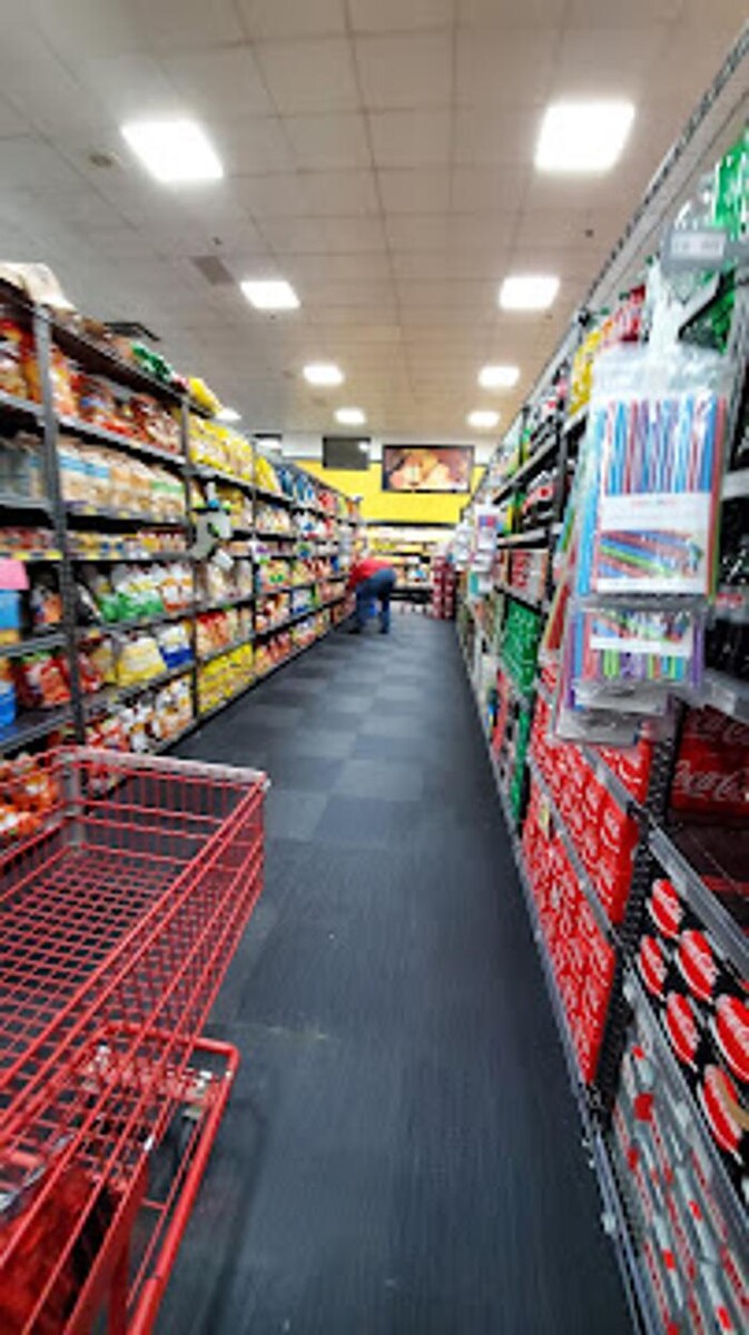 Images Lowe's Market