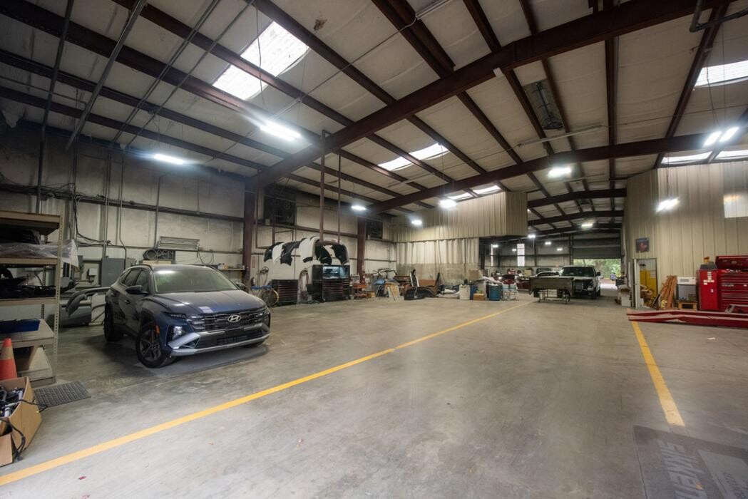 Images Crash Champions Collision Repair Nebraska Ave S