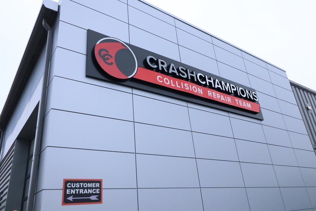Images Crash Champions Collision Repair Lewis Center