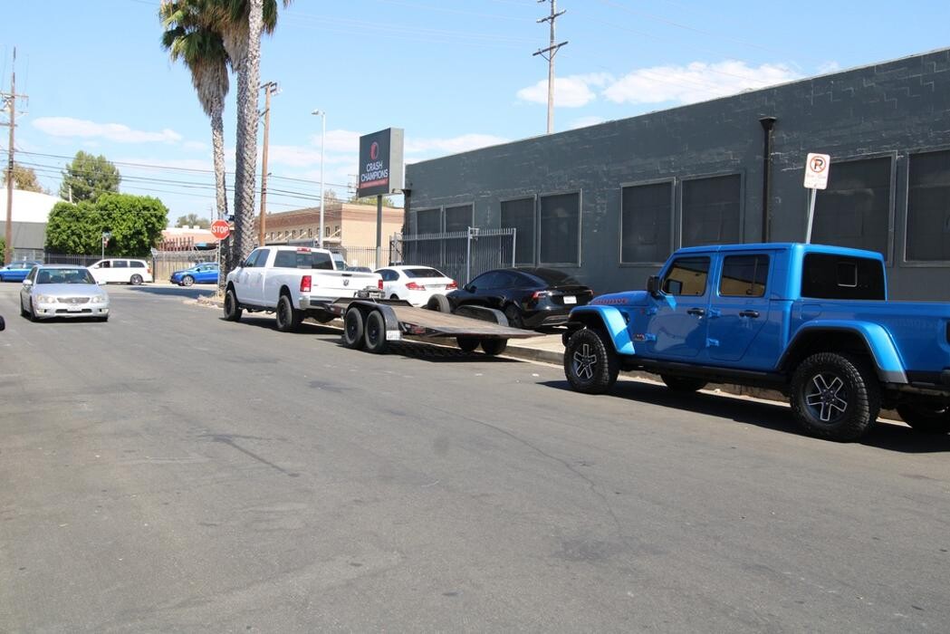 Images Crash Champions Collision Repair Van Nuys Oxnard