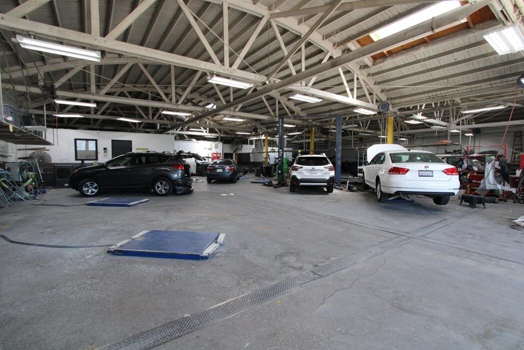 Images Crash Champions Collision Repair Van Nuys Oxnard