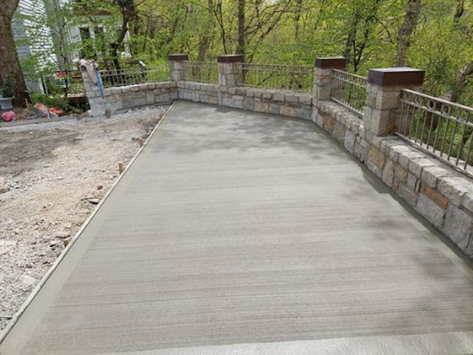 Images APC Contractors LLC