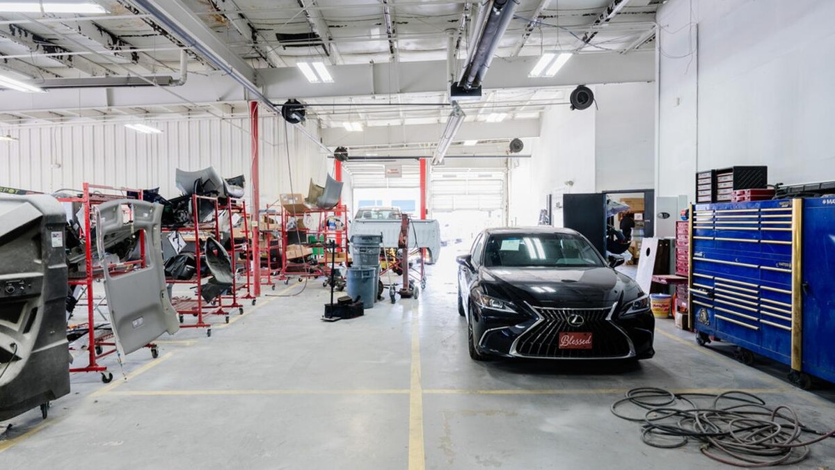 Images Crash Champions Collision Repair Germantown