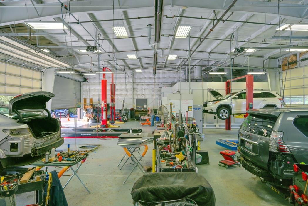 Images Crash Champions Collision Repair Mill Creek