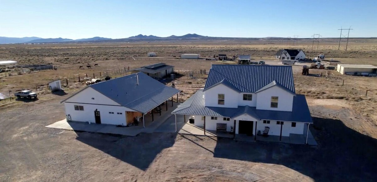 Images Travis Larsen Construction