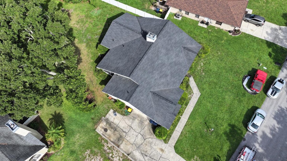 Images Bob & Jerry's Roofing Inc.