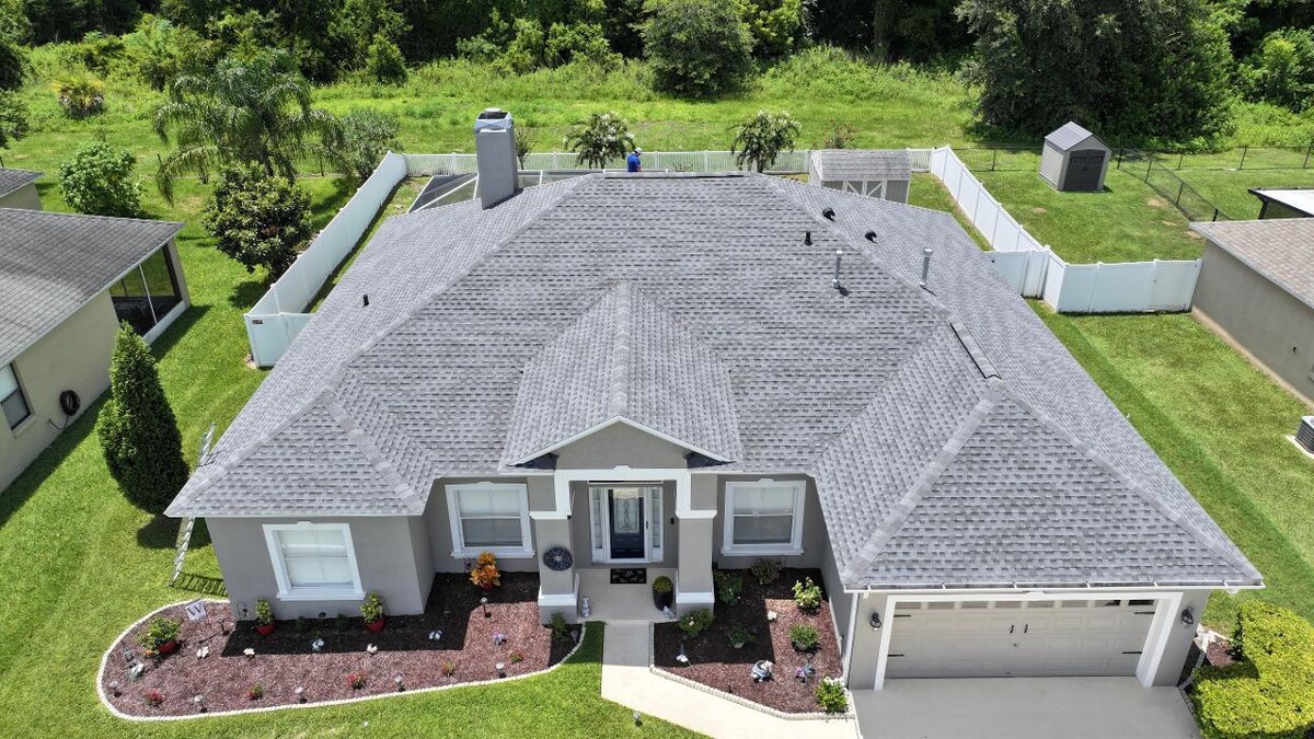 Images Bob & Jerry's Roofing Inc.