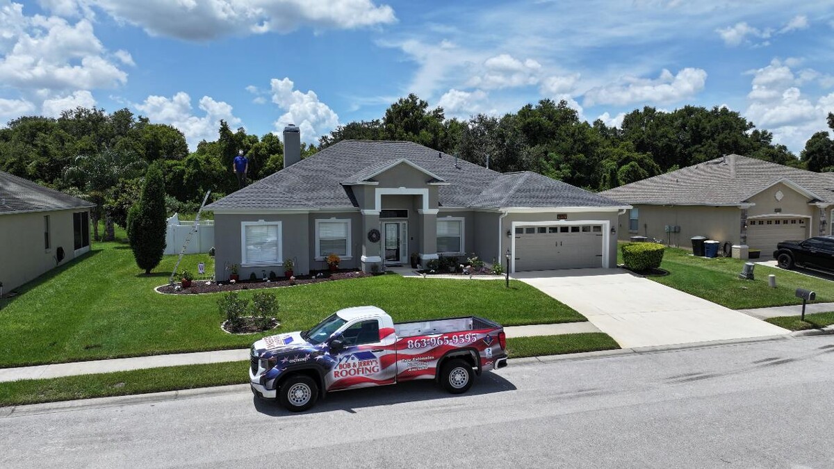 Images Bob & Jerry's Roofing Inc.