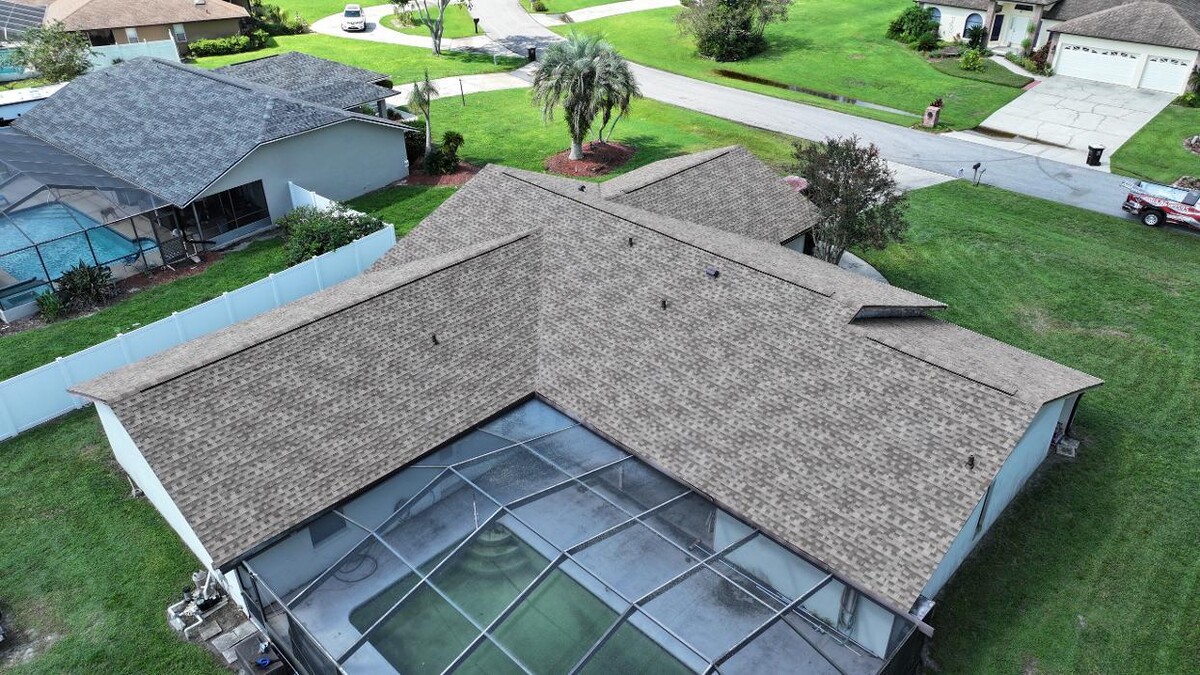 Images Bob & Jerry's Roofing Inc.