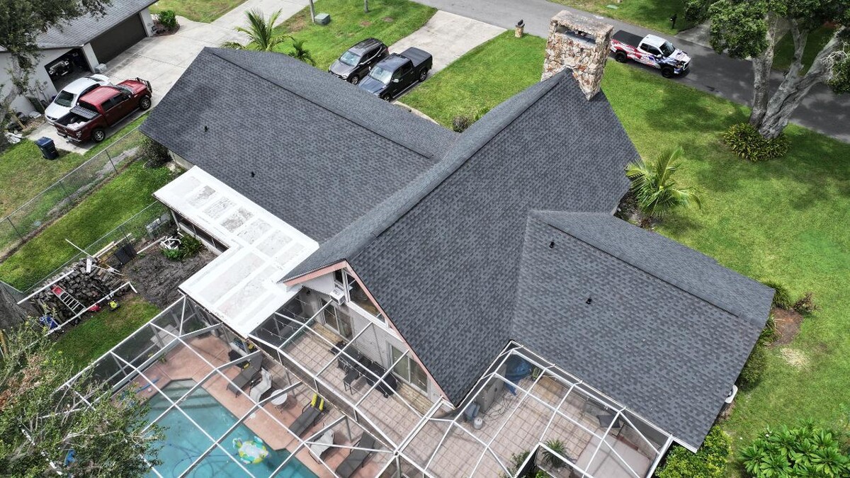 Images Bob & Jerry's Roofing Inc.