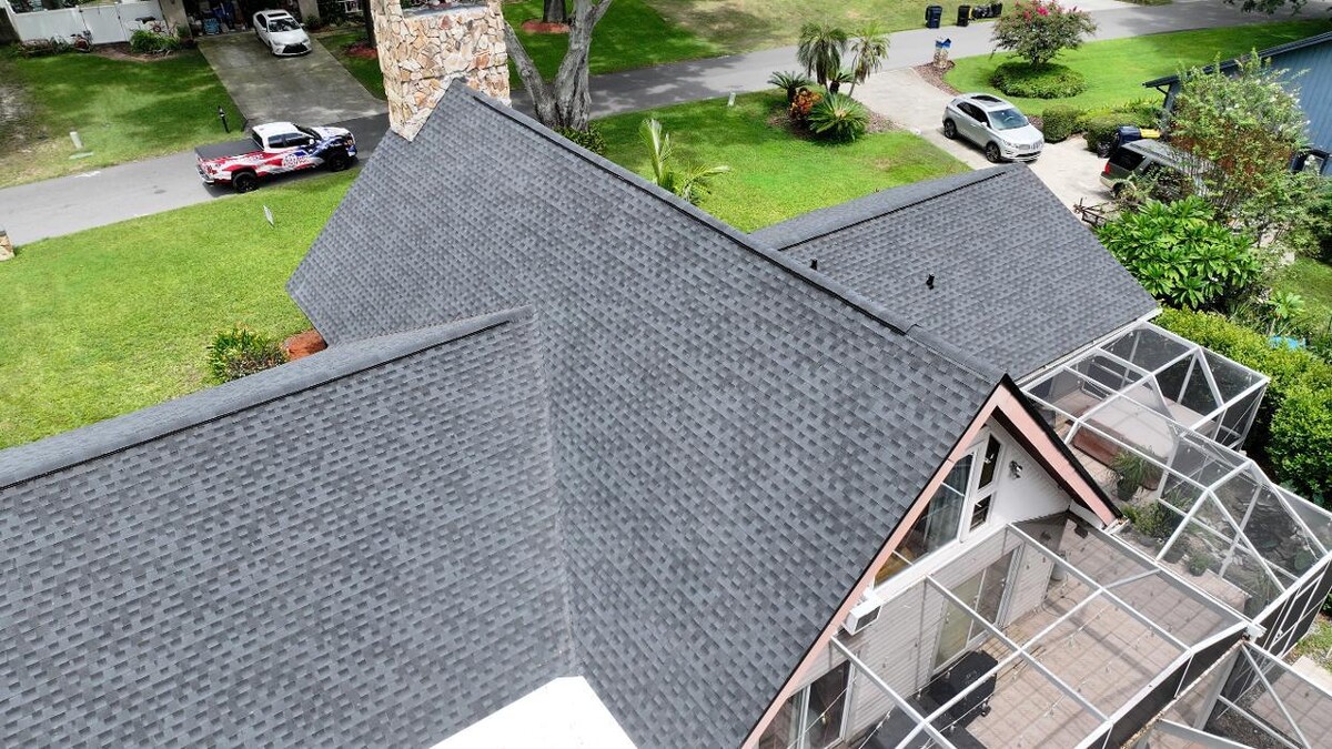 Images Bob & Jerry's Roofing Inc.