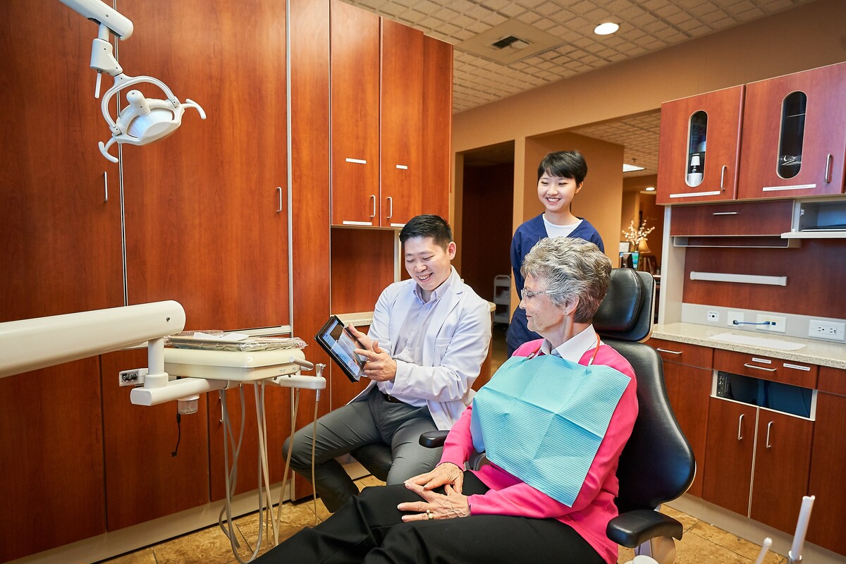Images Hu Smiles in Renton