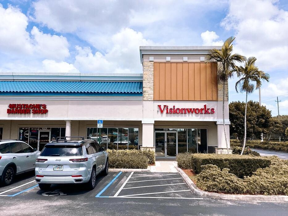 Images Visionworks Coral Sky Plaza