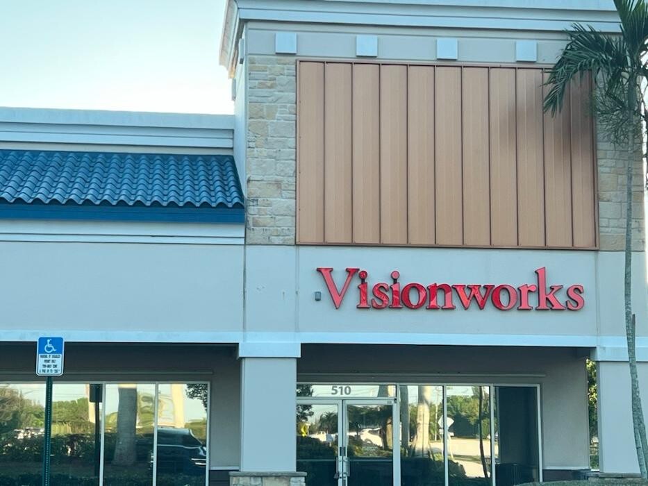 Images Visionworks Coral Sky Plaza