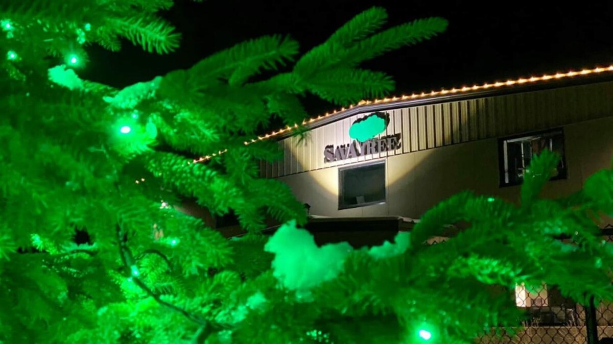 Images SavATree - Tree Service & Lawn Care
