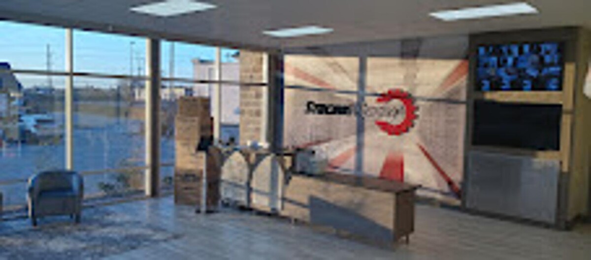 Images StrongPoint Self Storage