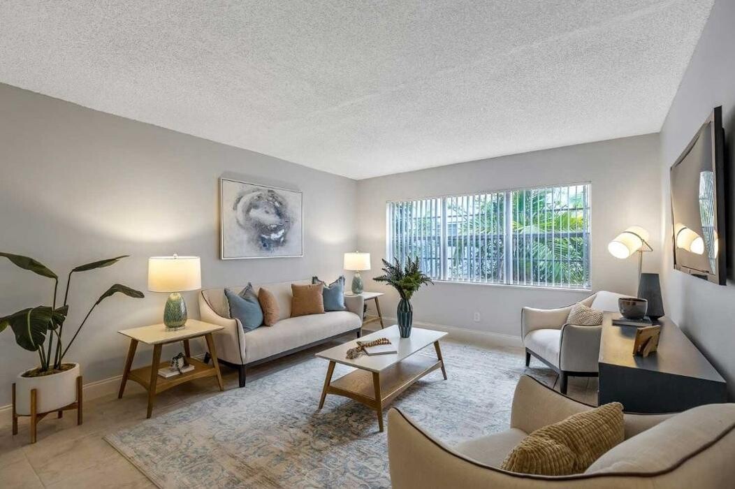 Images Amberstone Apartments