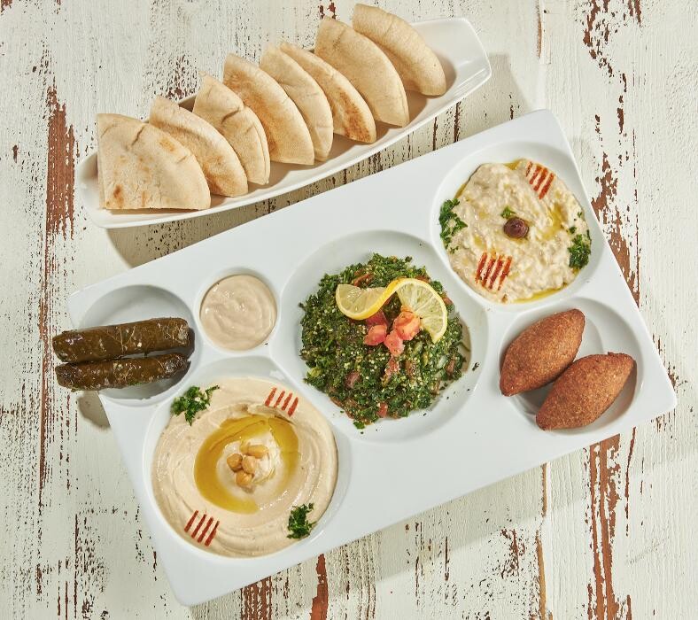 Images Sufrat Mediterranean Grill