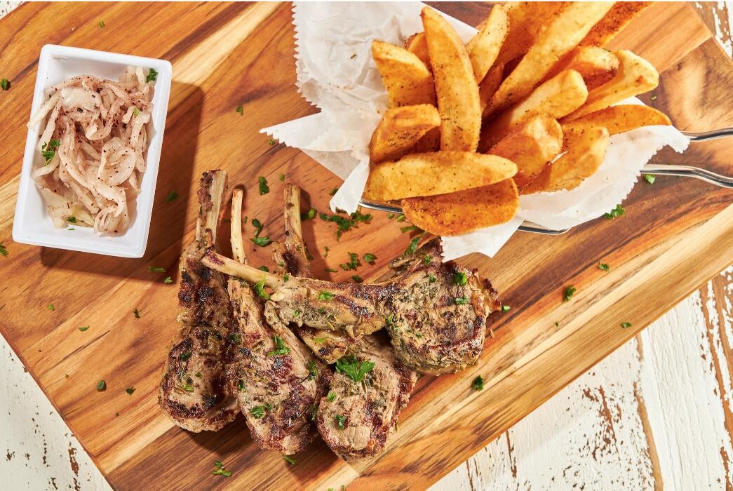Images Sufrat Mediterranean Grill