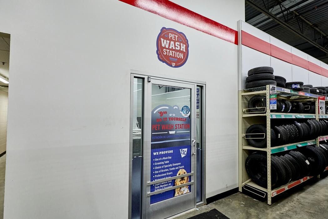 Images Tractor Supply Co.