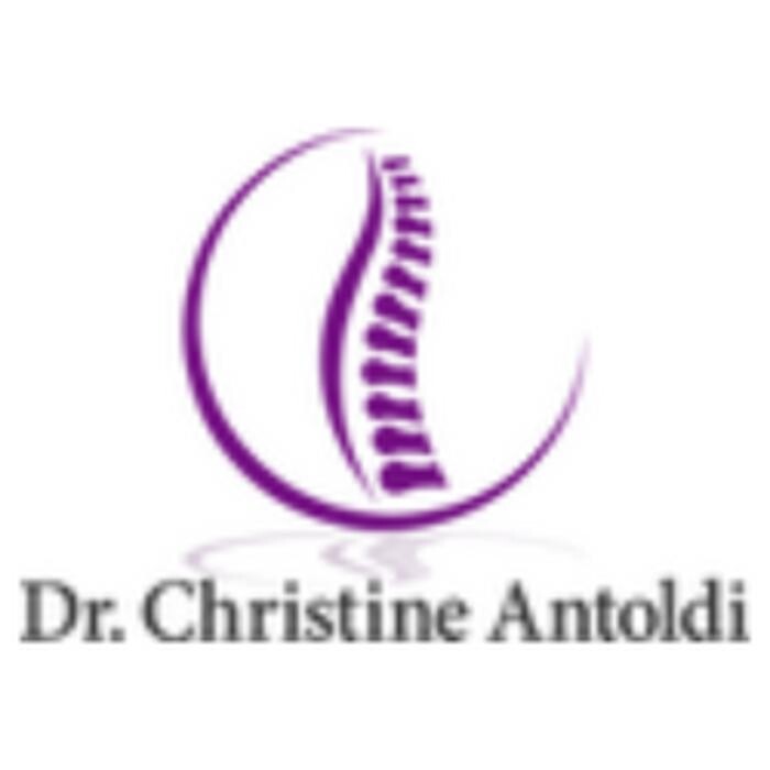 Forest Hills Chiropractic & Wellness Logo