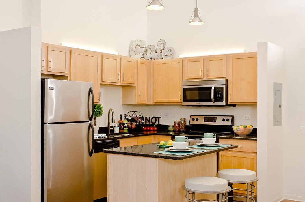Images Ovaltine Court