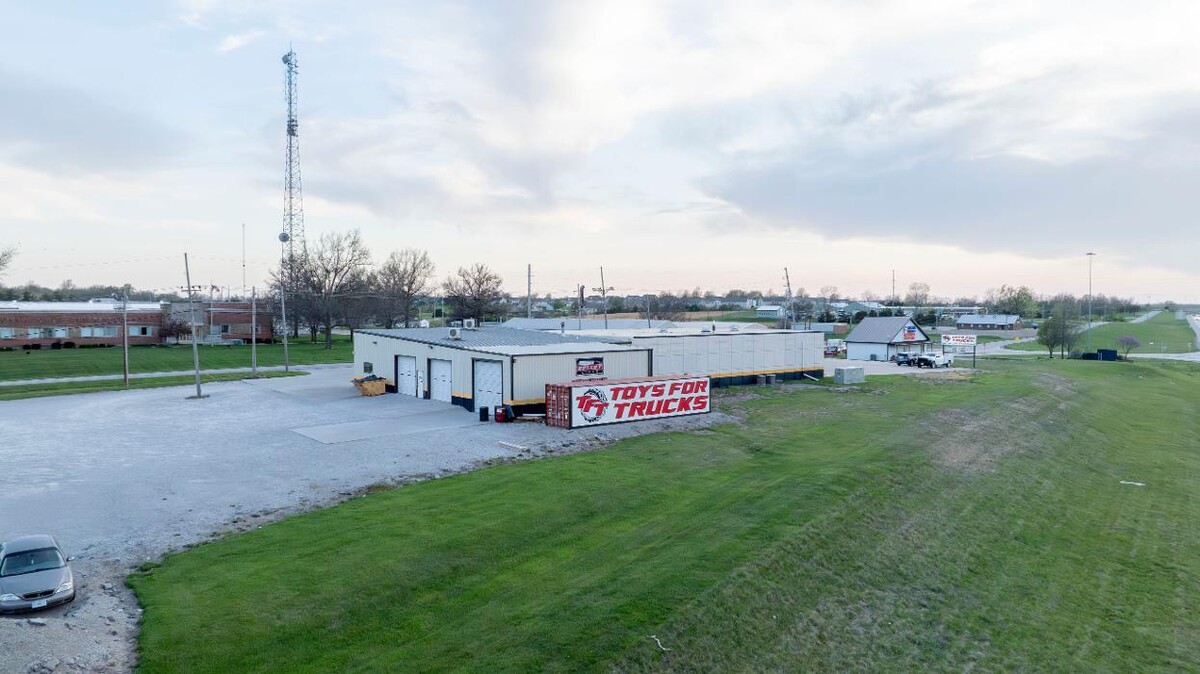 Images Toys For Trucks - Cameron, MO - Car, Truck, Jeep and Off-Road Accessories