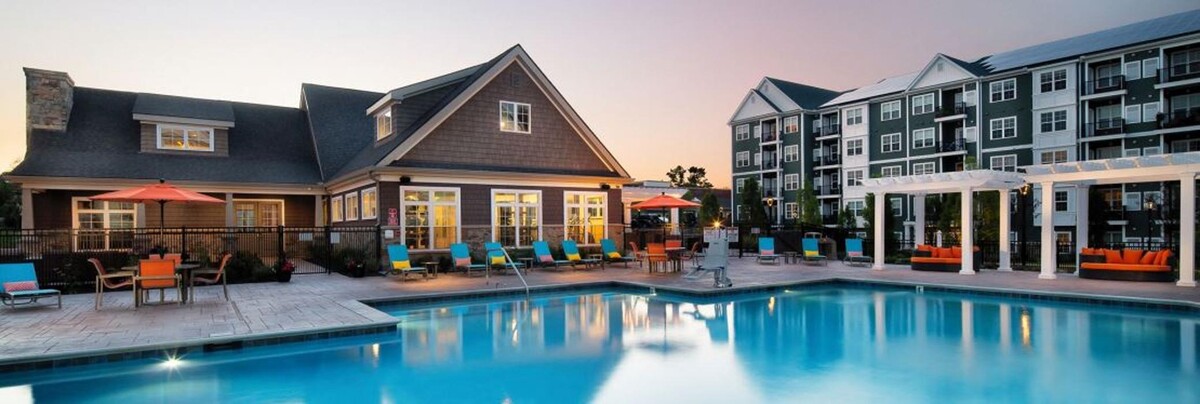 Images Canal Crossing at Whitneyville West