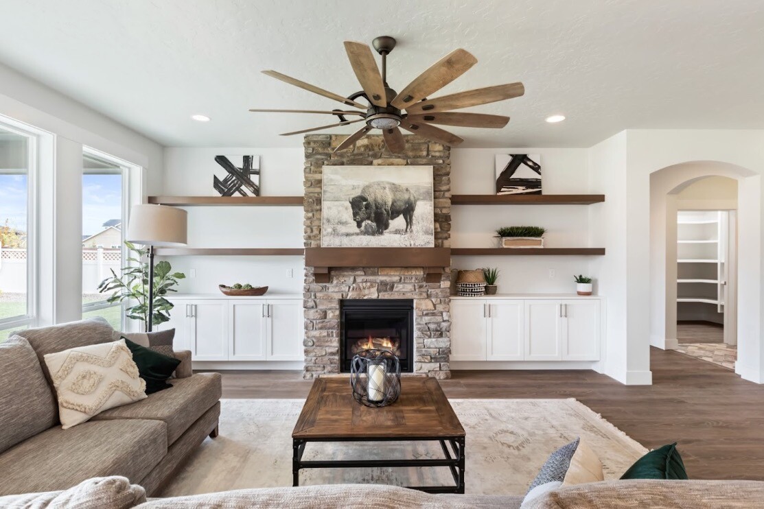 Images Riverwood Home Builder Meridian Idaho - Model Home