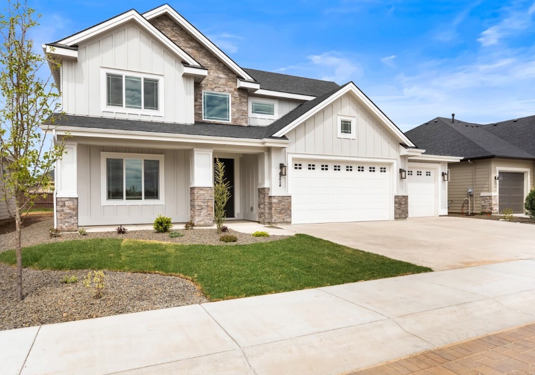 Images Riverwood Home Builder Meridian Idaho - Model Home