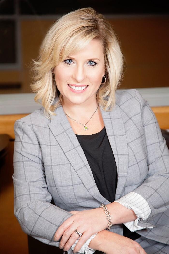 Images Nikki Meyerink - Select Lending Services
