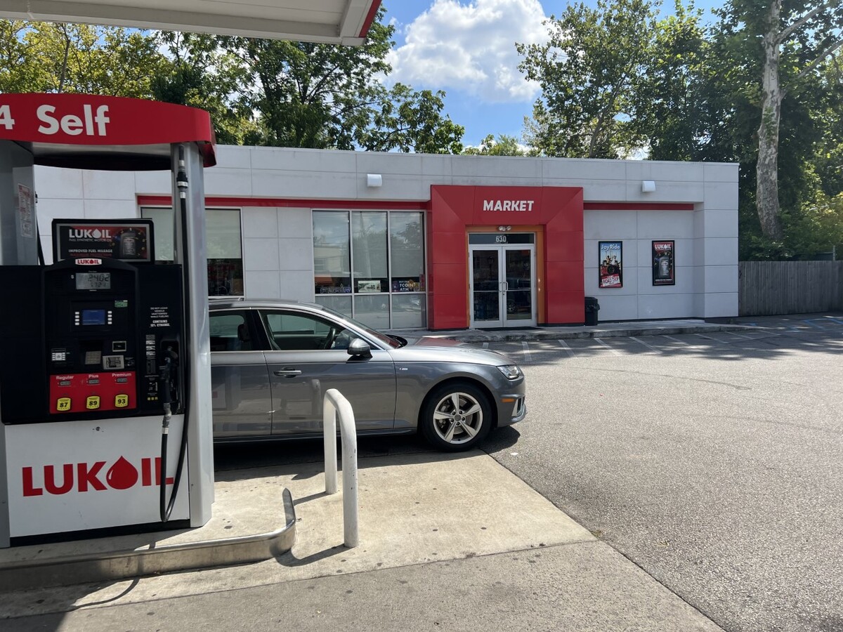 Images InstaBitATM Bitcoin ATM