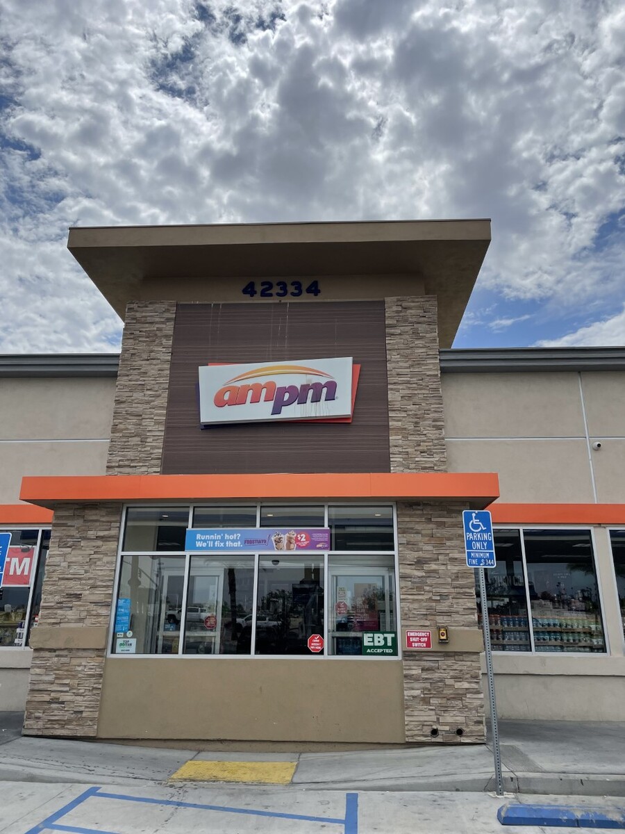 Images InstaBitATM Bitcoin ATM