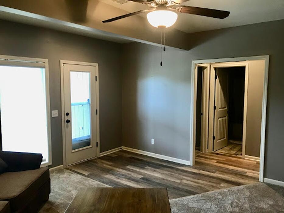 Images Superior Paint KC